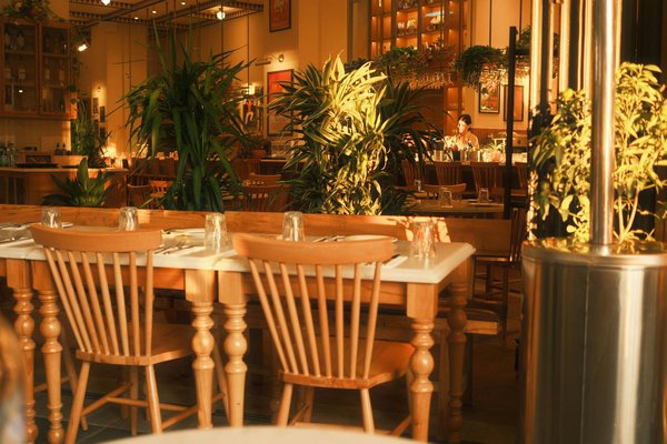 What strategies can help you uncover rare UK kitchen discounts?